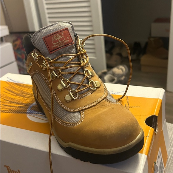 Timberland, & Nike. Kids Black & white High-Top Sneakers‼️ Glow in the dark Dunk - Picture 2 of 15